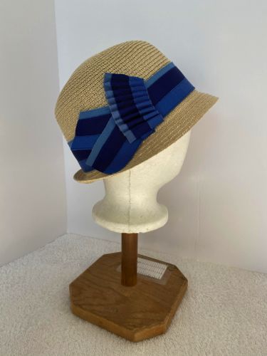 1920s-straw-cloche-blue-origami-ribbons3