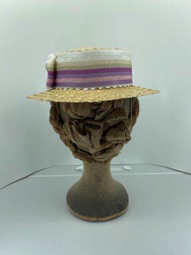 Back view of the hat.