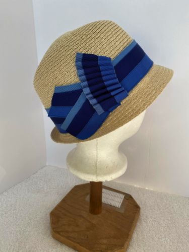 1920s-straw-cloche-blue-origami-ribbons7