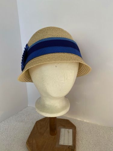 1920s-straw-cloche-blue-origami-ribbons8