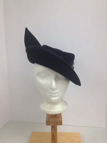 Made for a local theatre company in 2017, this is a copy of a 1940's hat.