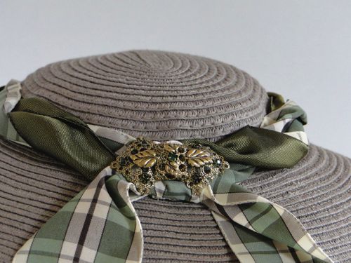 The plaid ribbon was twisted with an olive green taffeta ribbon to encircle the crown.