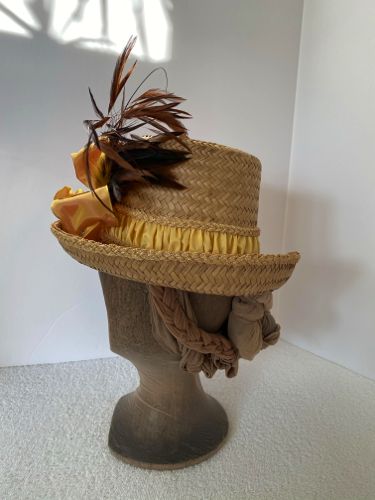 1880s-straw-hat-gold-ribbon-feathers5