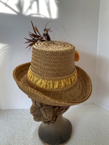 1880s-straw-hat-gold-ribbon-feathers7